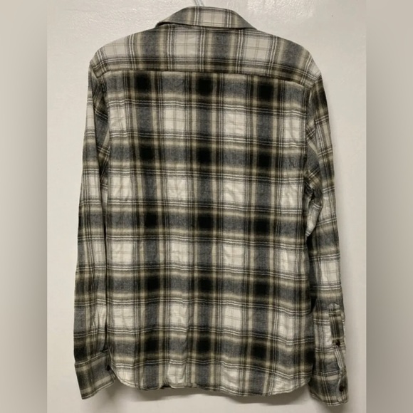 Flag & Anthem Mens Flannel Plaid Shirt Button Up Medium Cream White Black - Picture 2 of 12